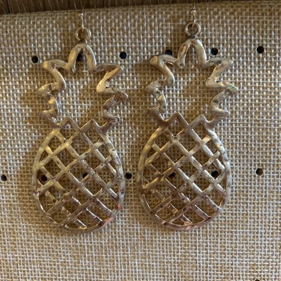 Pineapple ๐ Earrings - Picture 2 of 4